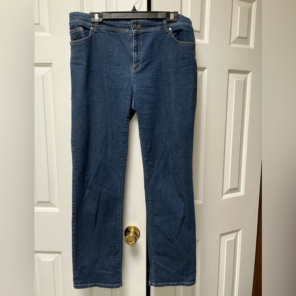 Chico's Denim - Chico’s Regular Straight Leg Blue Jeans. 25. Inseam is 30”. Embroidered pockets.